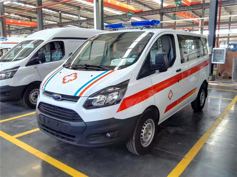 福特新全順V362短軸低頂運(yùn)輸型救護(hù)車（汽油）